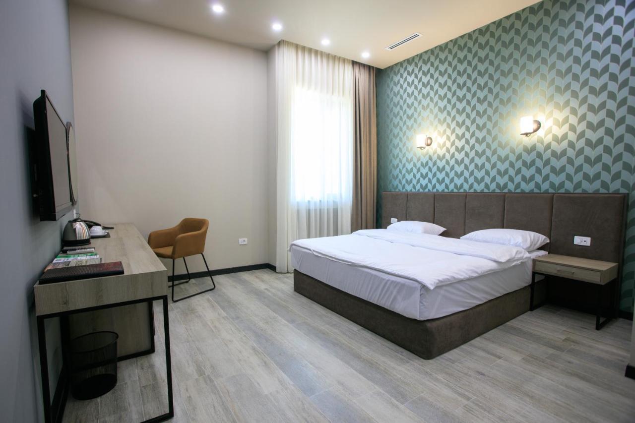 Ibiza Hotel&Spa エレバン エクステリア 写真